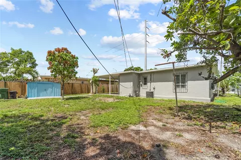 820 E 17th St, Hialeah, FL 33010 photo 15