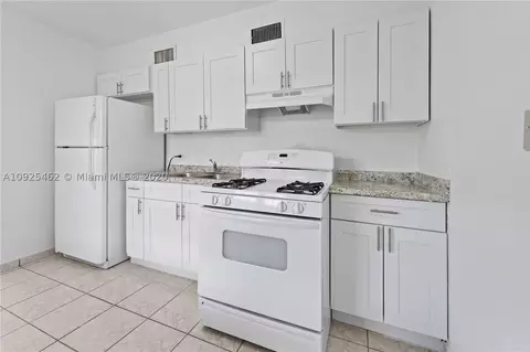 820 E 17th St, Hialeah, FL 33010 photo 6
