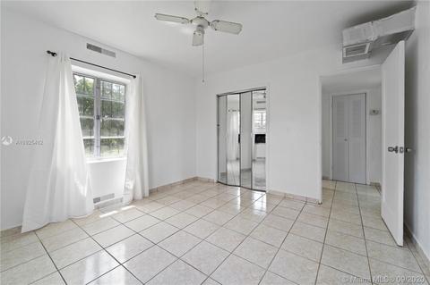 820 E 17th St, Hialeah, FL 33010 photo 8