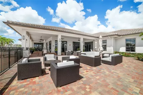 3277 W 97th St, Hialeah, FL 33018 photo 40
