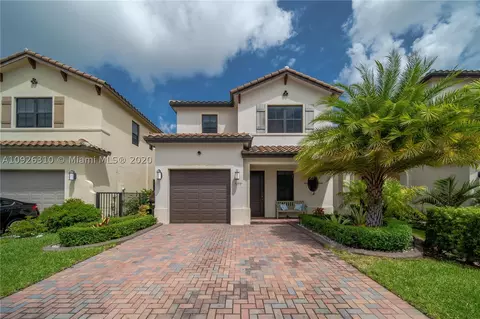3277 W 97th St, Hialeah, FL 33018 photo 15