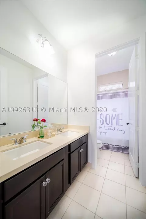 3277 W 97th St, Hialeah, FL 33018 photo 26