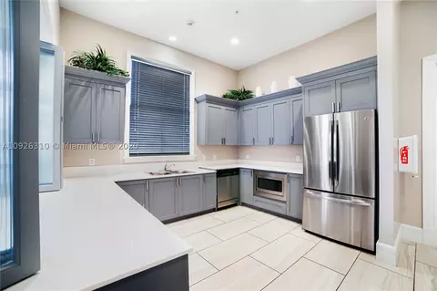 3277 W 97th St, Hialeah, FL 33018 photo 35