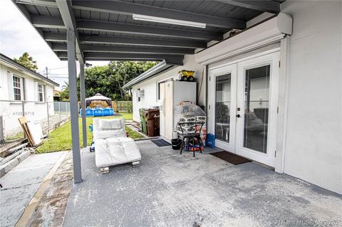 752 SE 8th Pl, Hialeah, FL 33010 photo 23
