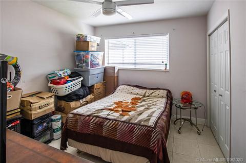 752 SE 8th Pl, Hialeah, FL 33010 photo 14