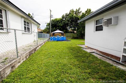 752 SE 8th Pl, Hialeah, FL 33010 photo 22