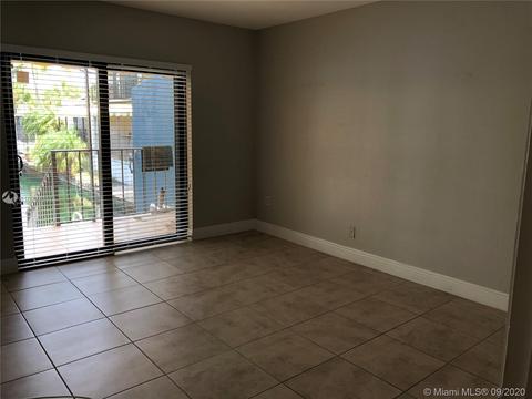 6405 Windmill Gate Rd, Miami Lakes, FL 33014 photo 4