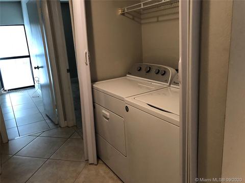 6405 Windmill Gate Rd, Miami Lakes, FL 33014 photo 8