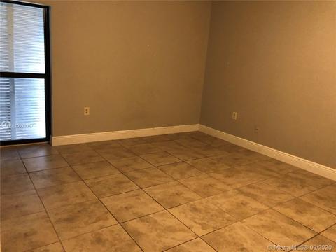 6405 Windmill Gate Rd, Miami Lakes, FL 33014 photo 6
