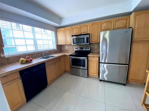 8926 Abbott Ave, Surfside, FL 33154 photo 11