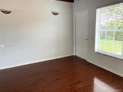 8926 Abbott Ave, Surfside, FL 33154 photo 8