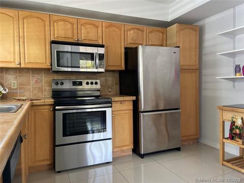 8926 Abbott Ave, Surfside, FL 33154 photo 9