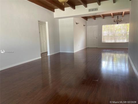 8926 Abbott Ave, Surfside, FL 33154 photo 2