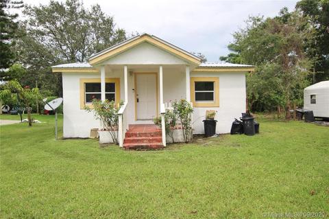 1679 NW 6th St, Okeechobee, FL 34972 photo 1