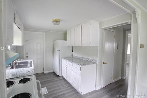 1679 NW 6th St, Okeechobee, FL 34972 photo 4