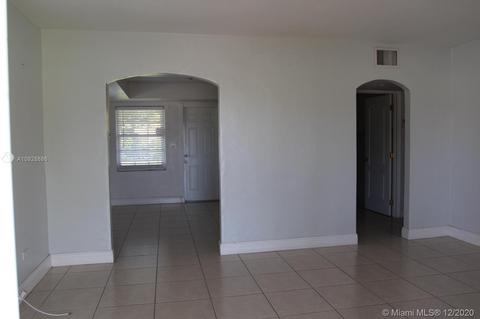 1785 E 9th Ave, Hialeah, FL 33010 photo 9