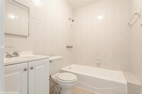 5160 E 8th Ave, Hialeah, FL 33013 photo 8