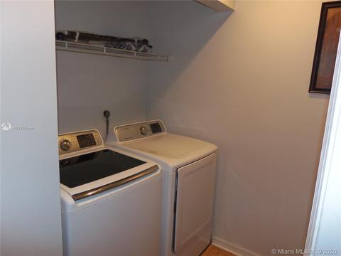 3300 Orinoco Ln, Margate, FL 33063 photo 5