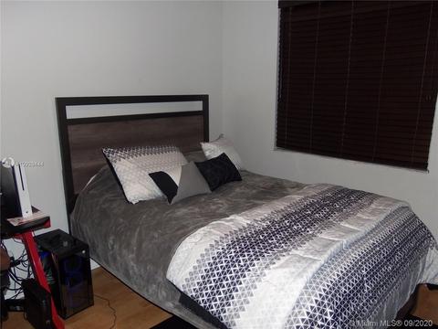 3300 Orinoco Ln, Margate, FL 33063 photo 9