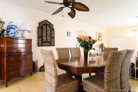 8927 Garland Ave, Surfside, FL 33154 photo 7