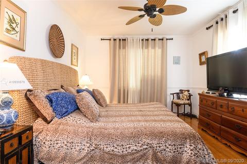 8927 Garland Ave, Surfside, FL 33154 photo 26