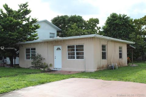 1010 E 6th Ct, Hialeah, FL 33010 photo 3