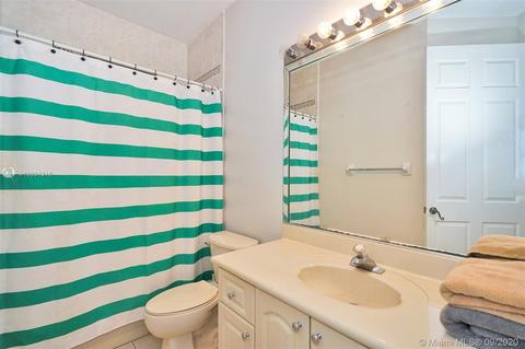 16343 NW 77th Path, Miami Lakes, FL 33016 photo 16