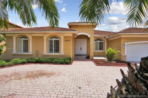 16343 NW 77th Path, Miami Lakes, FL 33016 photo 11