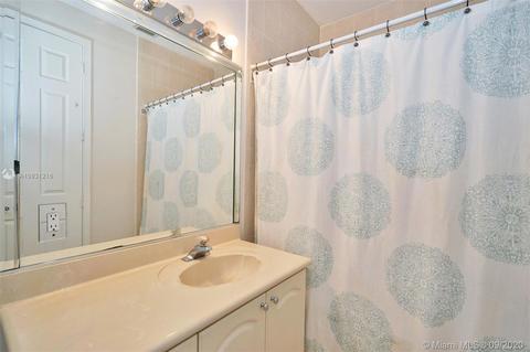 16343 NW 77th Path, Miami Lakes, FL 33016 photo 19