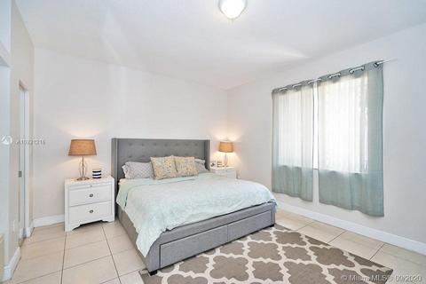 16343 NW 77th Path, Miami Lakes, FL 33016 photo 13
