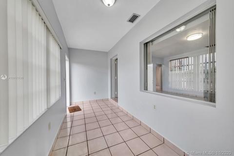 582 E 15th St, Hialeah, FL 33010 photo 21