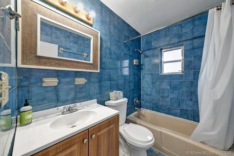 582 E 15th St, Hialeah, FL 33010 photo 22
