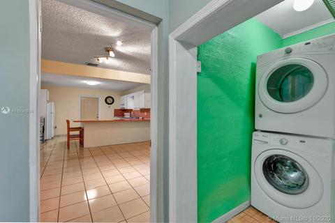582 E 15th St, Hialeah, FL 33010 photo 24