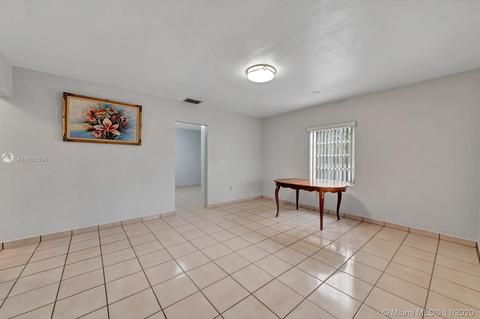 582 E 15th St, Hialeah, FL 33010 photo 30