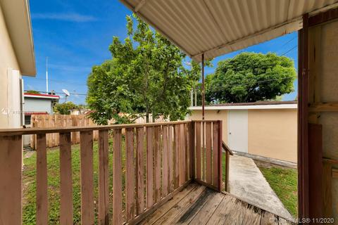 582 E 15th St, Hialeah, FL 33010 photo 23