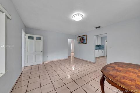 582 E 15th St, Hialeah, FL 33010 photo 43