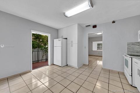 582 E 15th St, Hialeah, FL 33010 photo 28