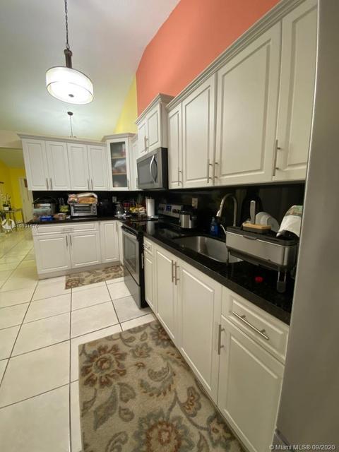 2123 W 55th St, Hialeah, FL 33016 photo 3
