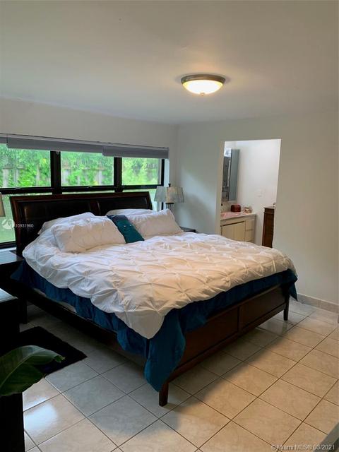 131 Harbor Dr, Key Biscayne, FL 33149 photo 14