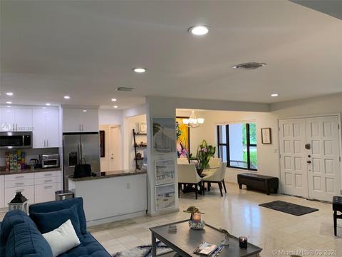 131 Harbor Dr, Key Biscayne, FL 33149 photo 9
