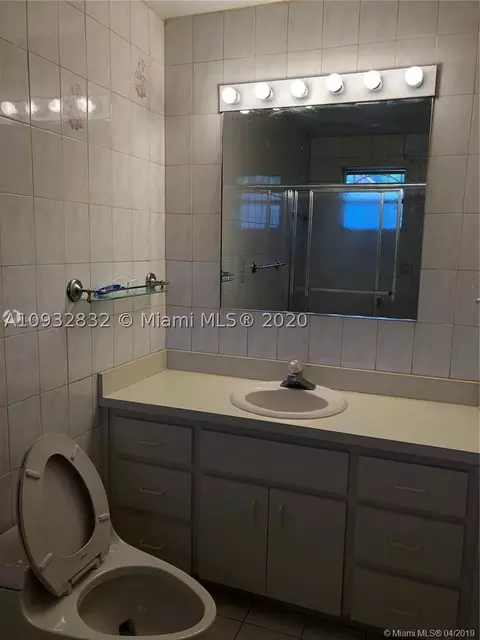 5195 E 4th Ave, Hialeah, FL 33013 photo 24