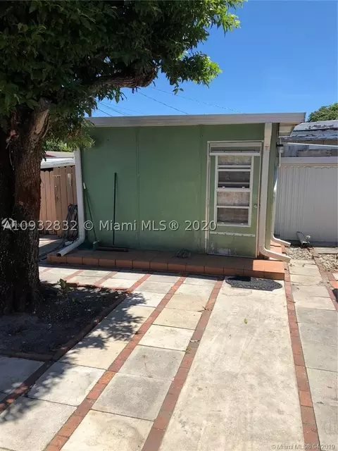 5195 E 4th Ave, Hialeah, FL 33013 photo 17