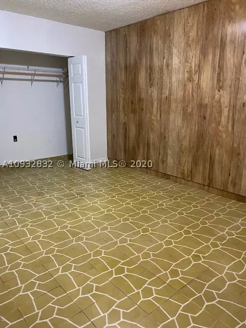 5195 E 4th Ave, Hialeah, FL 33013 photo 12
