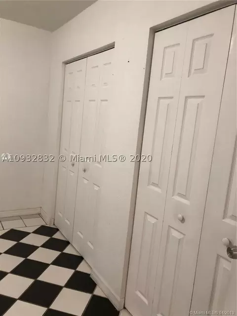 5195 E 4th Ave, Hialeah, FL 33013 photo 21