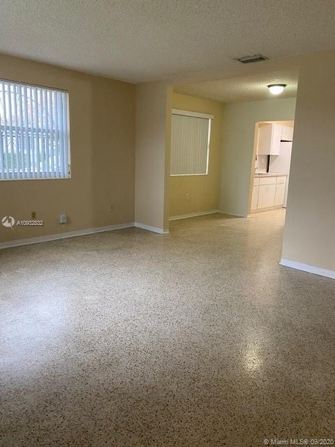 5195 E 4th Ave, Hialeah, FL 33013 photo 14