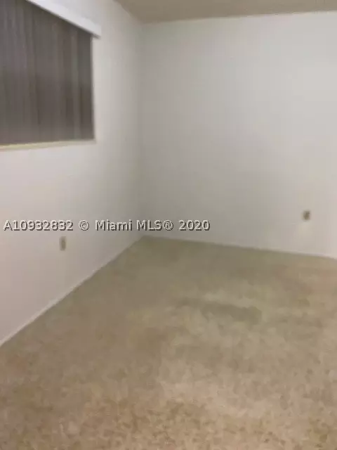 5195 E 4th Ave, Hialeah, FL 33013 photo 11