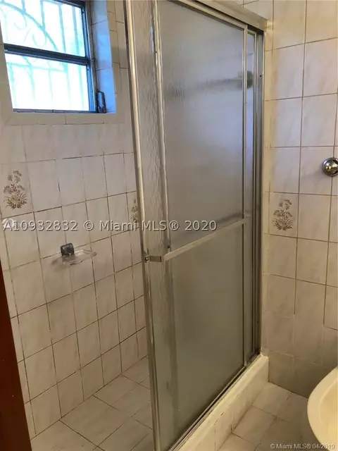 5195 E 4th Ave, Hialeah, FL 33013 photo 23