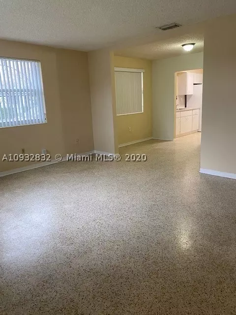5195 E 4th Ave, Hialeah, FL 33013 photo 13