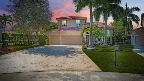 1232 Iris Ct, Weston, FL 33326 photo 9