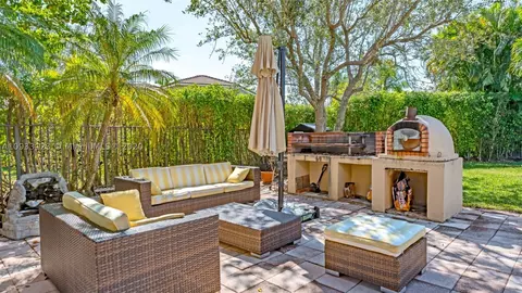 1232 Iris Ct, Weston, FL 33326 photo 27